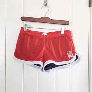 12/27 OLD NAVY RED WOMENS SHORTS